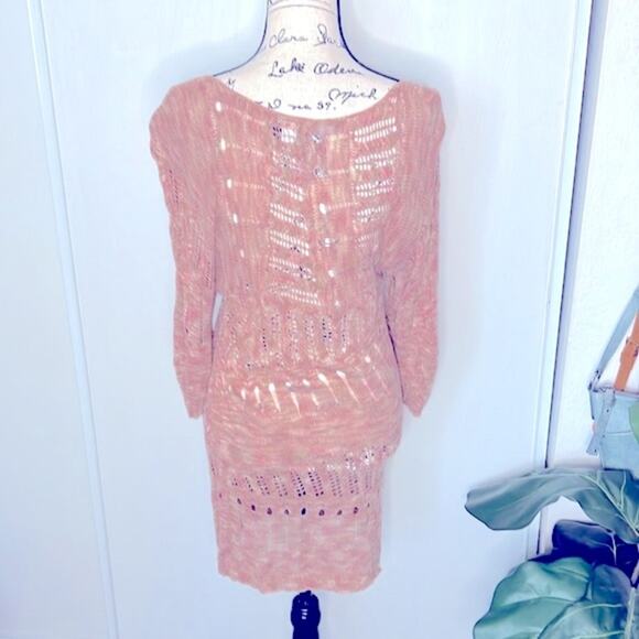 MODA International Knit Top Size Medium - Picture 3 of 4